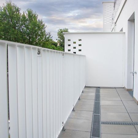 Flat2Go Modern Apartments - Harmony Of City And Nature Wenen Buitenkant foto
