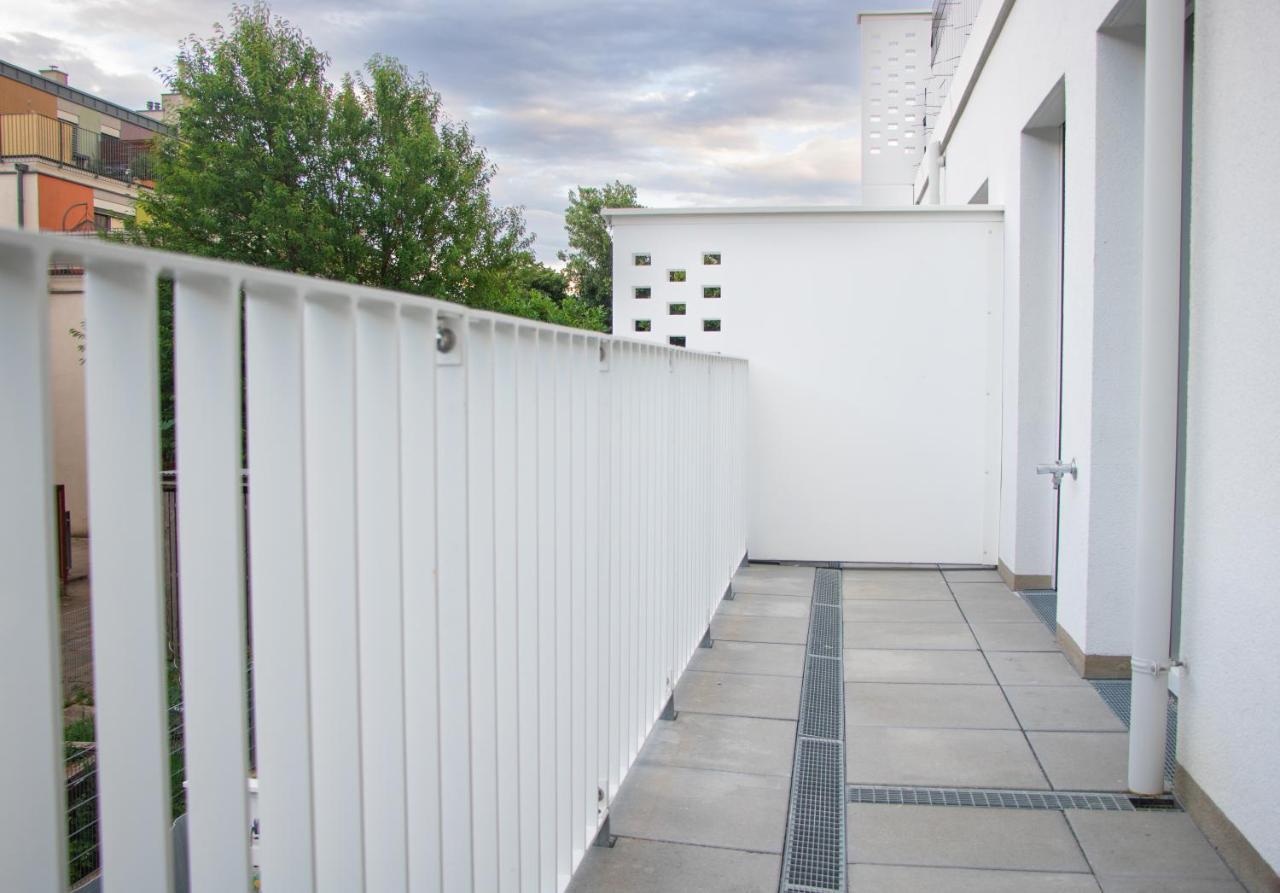 Flat2Go Modern Apartments - Harmony Of City And Nature Wenen Buitenkant foto